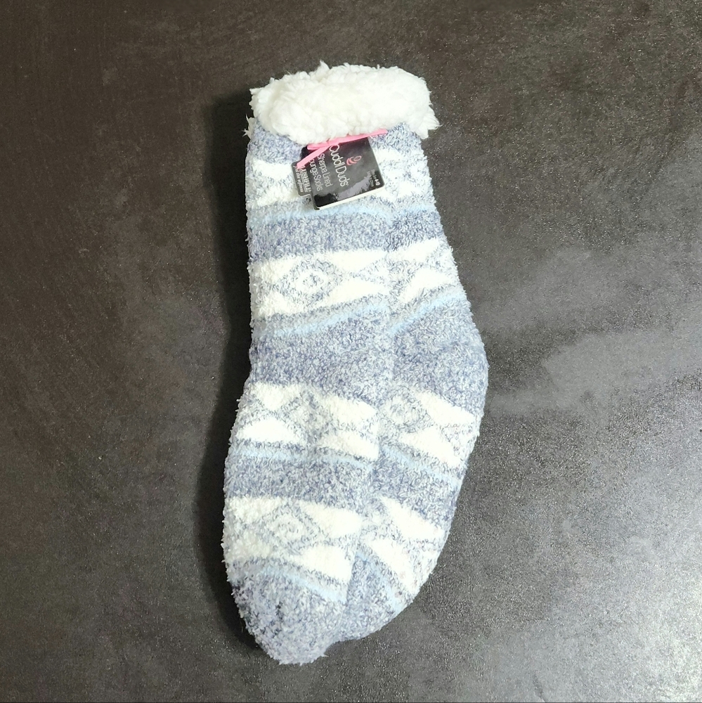 Cuddl Duds sherpa lined slippers. Size 4/10